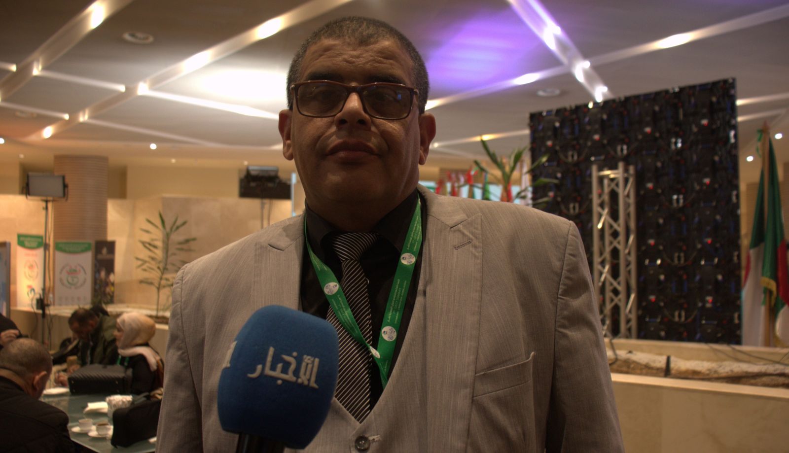 غونيي العربي  - خبير اقتصادي جزائري