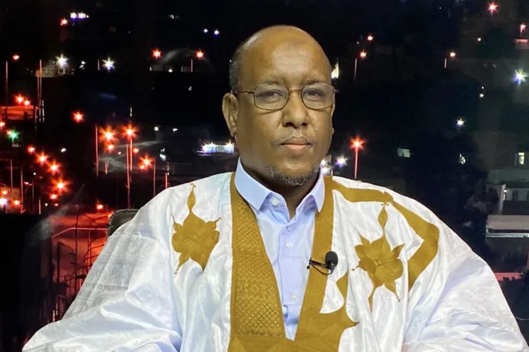 ولد شيخنا: الدولة لم تكتف بالتضامن النظري وقطعت علاقاتها الدبلوماسية مع بريطانيا وواشنطن بعد النكسة (الجزيرة)